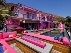 Barbie Dreamhouse 2023: A miniature pink mansion showcasing luxury and imagination.