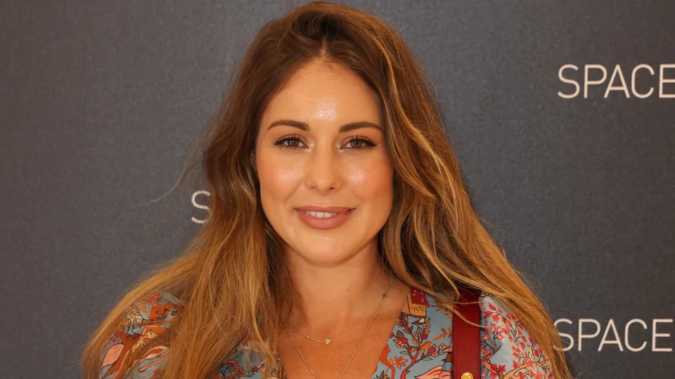 Louise Thompson fans concerned as star remains in hospital